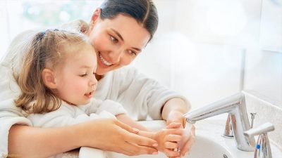 Çocuklara, doğru el yıkama öğretilmeli