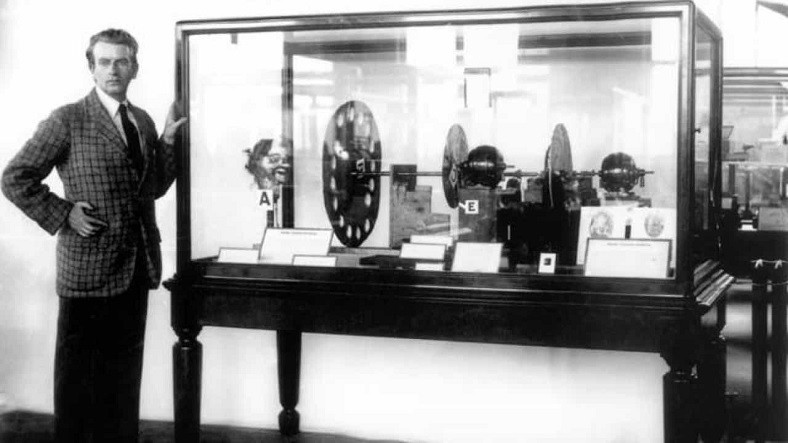 İlk Mekanik Televizyon Sistemi